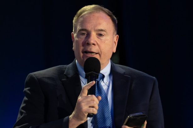 ben hodges felicita romania a fost capabila sa opreasca rusia care si a facut o prioritate din a influenta alegerile 682f41ded32ca